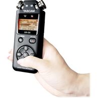 מכשיר הקלטה Tascam DR05 למכירה 
