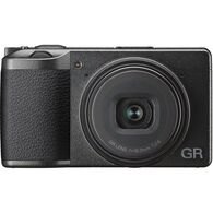 מצלמה  קומפקטית Ricoh GR III למכירה 